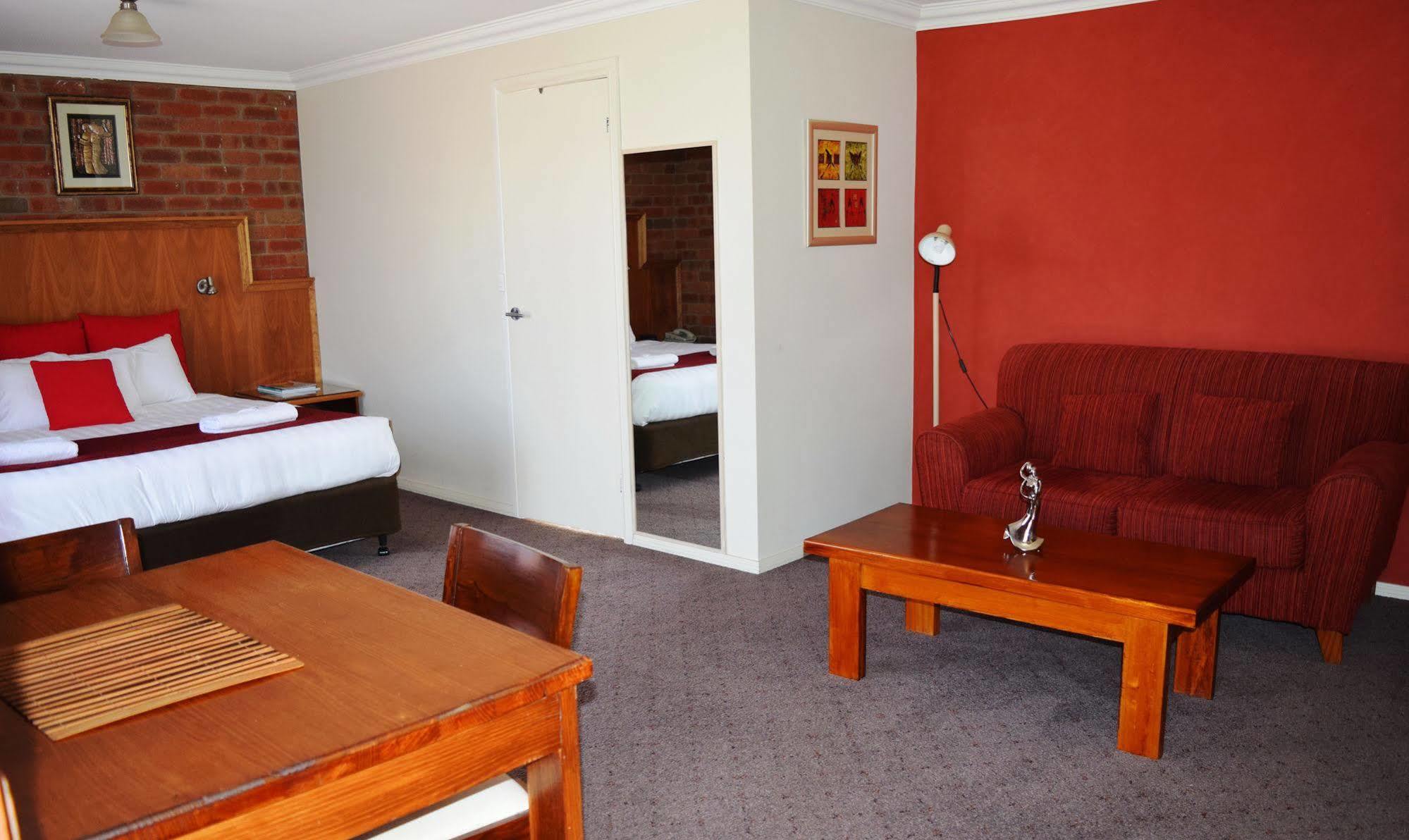 Early Australian Motor Inn Μιλντούρα Εξωτερικό φωτογραφία